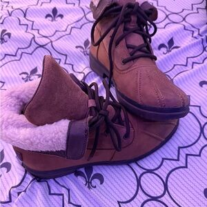 UGG Women's Lace Up Brown Boots